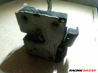 Renault Clio II Bal első Ajtózár *46905*