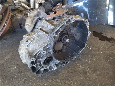 Skoda Yeti 2.0 TDI 4x4 LNN kódú sebességváltó (6 seb.)