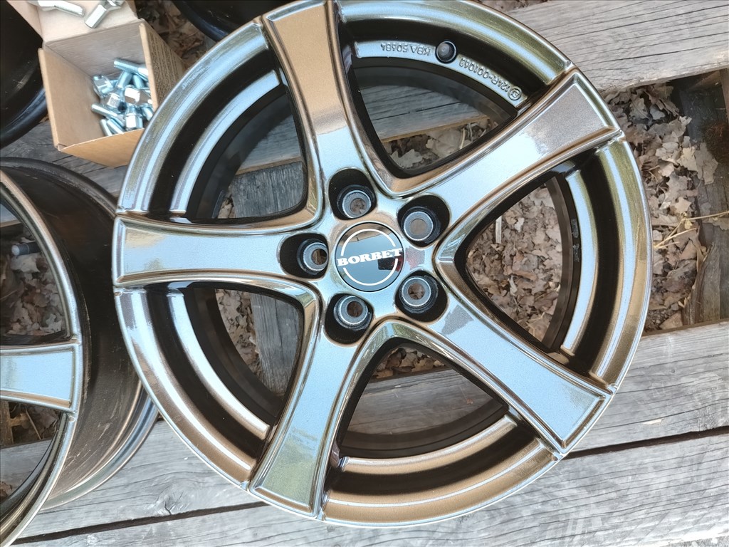  FIAT/LANCIA/ALFA 5x98 lyukosztású 16" új Borbet alufelni+csavar 2. kép