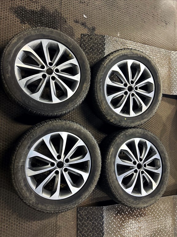  5x114.3 GYARI NISSAN 18”felnik R18, 18 1. kép