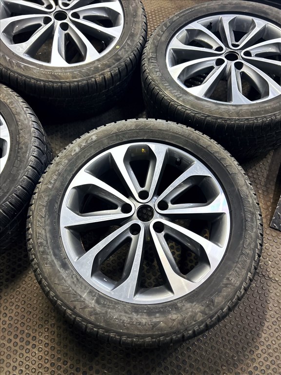  5x114.3 GYARI NISSAN 18”felnik R18, 18 3. kép