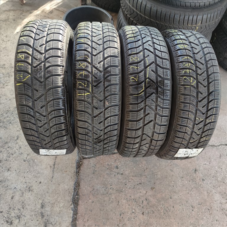 175/65 R15 Pirelli téli gumi 40000ft a 4db/278/ 5. kép