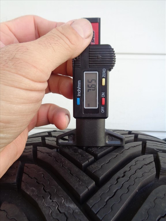 RC-D alufelni 16, 5×112-es osztó, Michelin 215/60-as újszerű téli gumival eladó. 7. kép