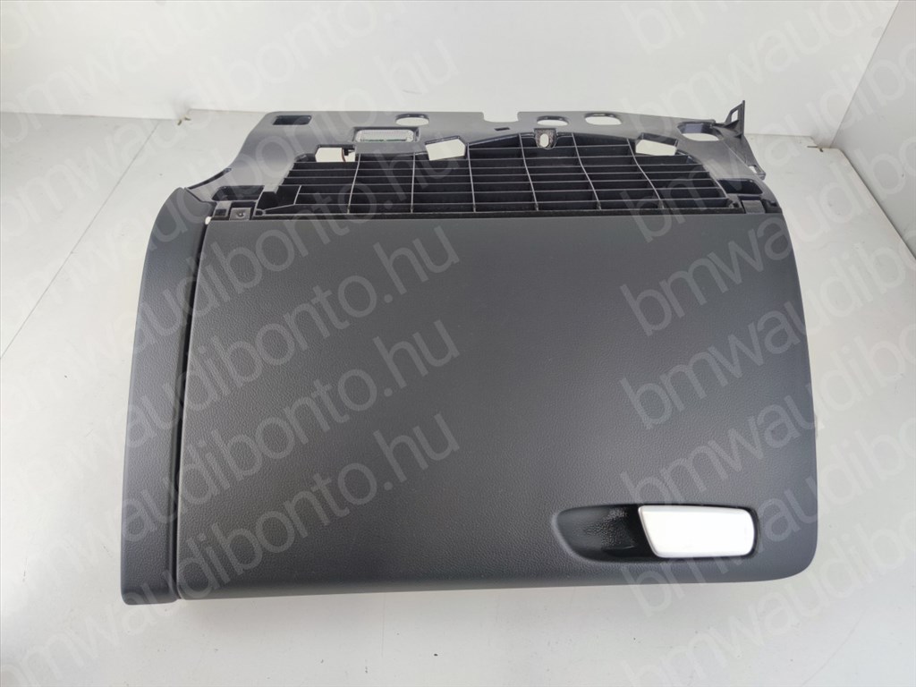 AUDI A4 B8 (8K2) Kesztyűtartó (8K1857035B) 1. kép