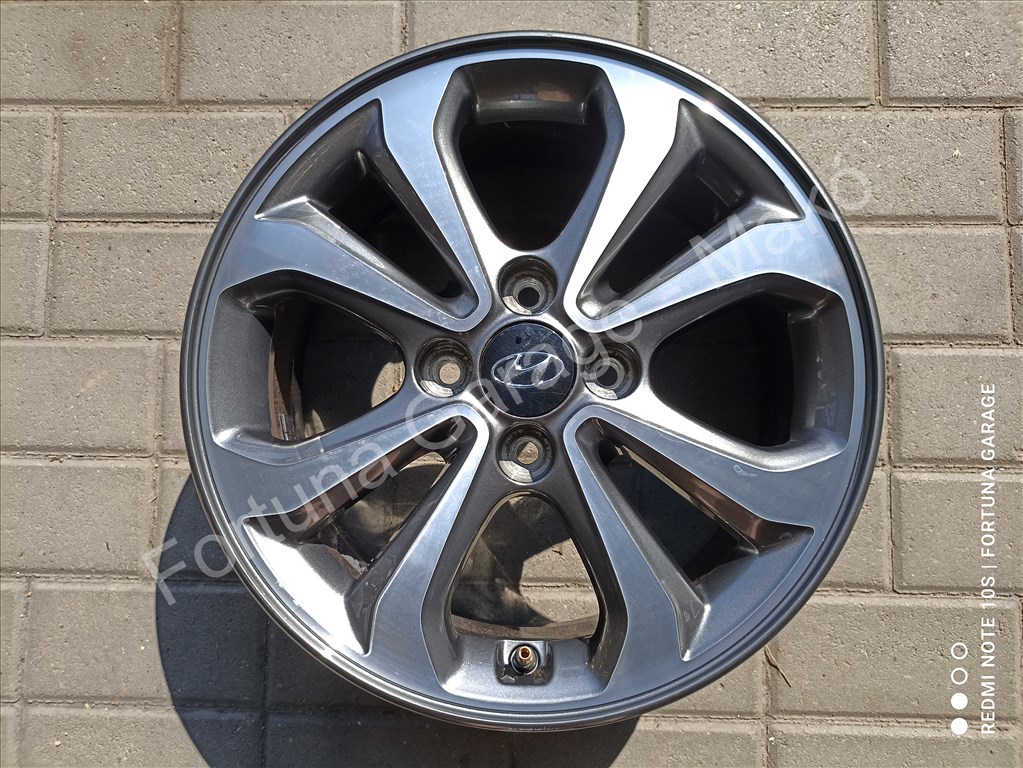 4x100 15" Hyundai használt alufelni garnitúra 6. kép