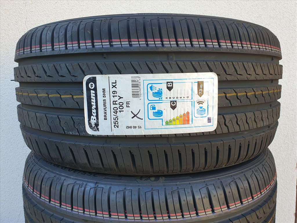  255/40 19 Barum Bravuris 5HM 2. kép