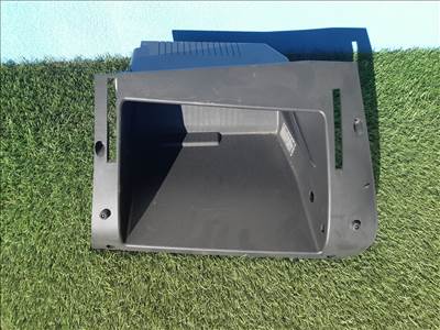 Bontásra: Opel Astra H Enjoy 1.6 benzin, kesztyűtartó betét 132001246 w0l0ahl4858011047