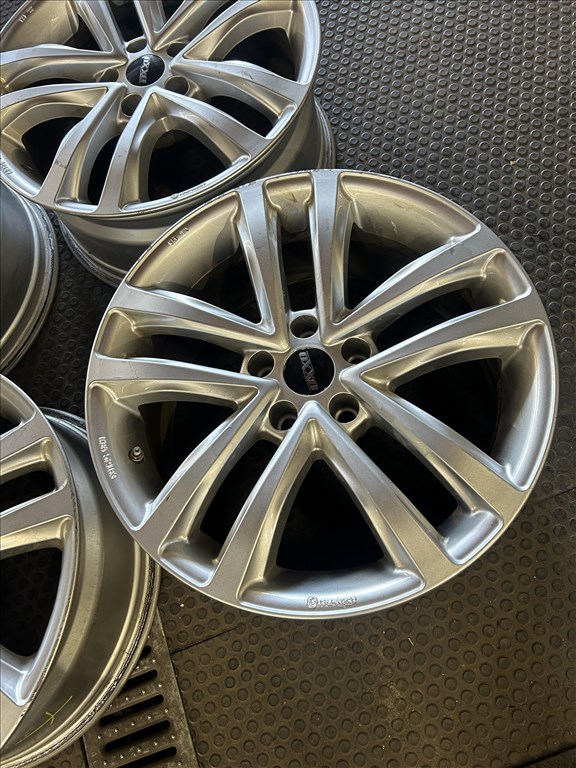  5x112 AUDI,VW,MERCEDES,SKODA,SEAT 18”felnik R18, 18 4. kép