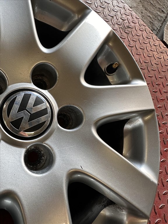  VW gyári 5x112 6,5x16 ET42 használt alufelni garnitúra Passat EOS Scirocco Audi Skoda Seat 4. kép