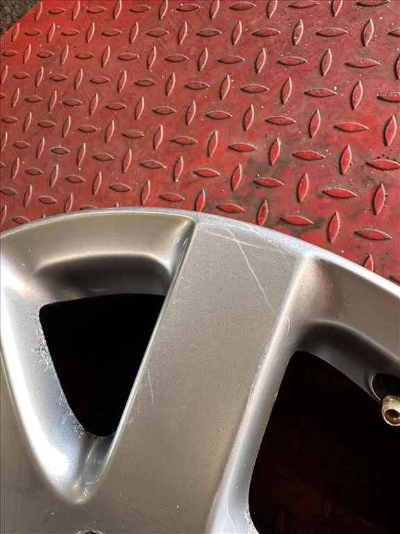  VW gyári 5x112 6,5x16 ET42 használt alufelni garnitúra Passat EOS Scirocco Audi Skoda Seat 7. kép