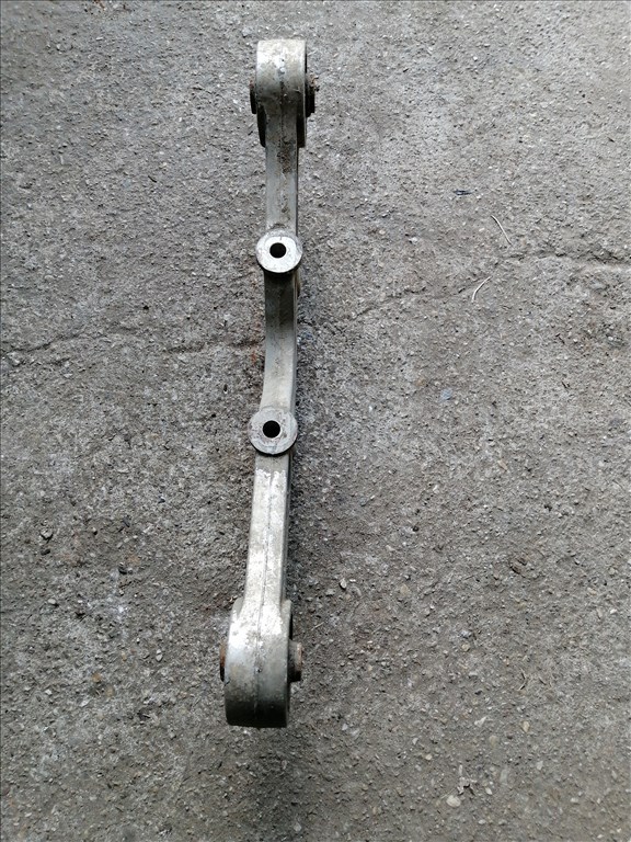 Mitsubishi Pajero III Differenciálmű tartó kar mr554075 4. kép