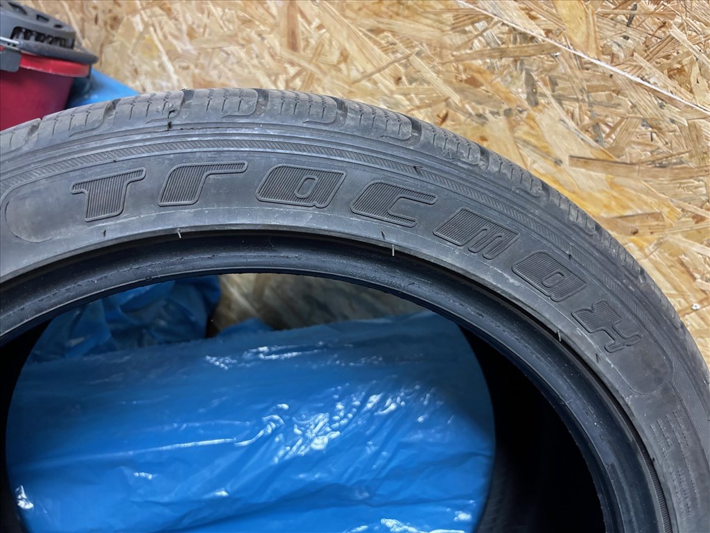  245/4018" újszerű Tracmax téli gumi gumi 2. kép