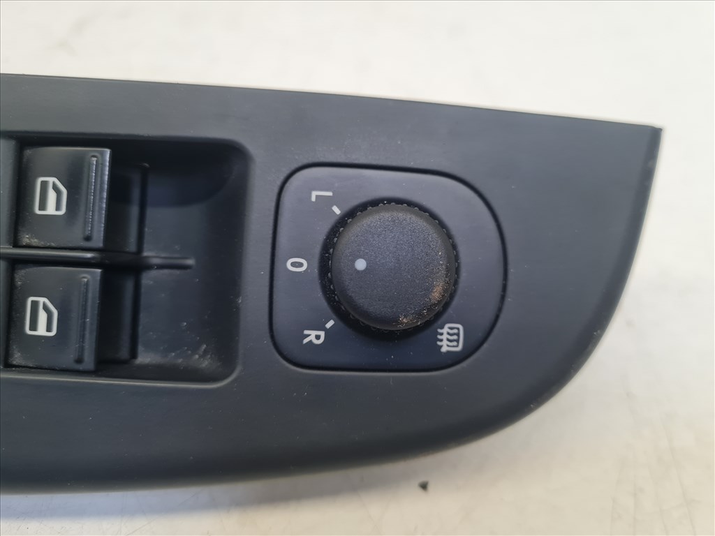 Golf VI kombi bal első ajtóbehúzó ablakemelő és tükör kapcsolóval (23871, 23872, 23873) 1K4959857B 1k4868049c 1k0959565k 2. kép