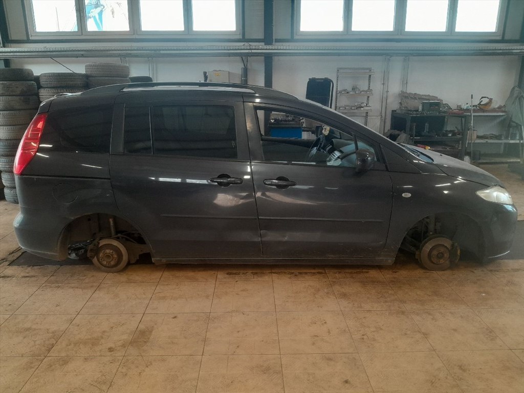 MAZDA 5 (CR19) 2.0 CD - Bontódik! 7. kép