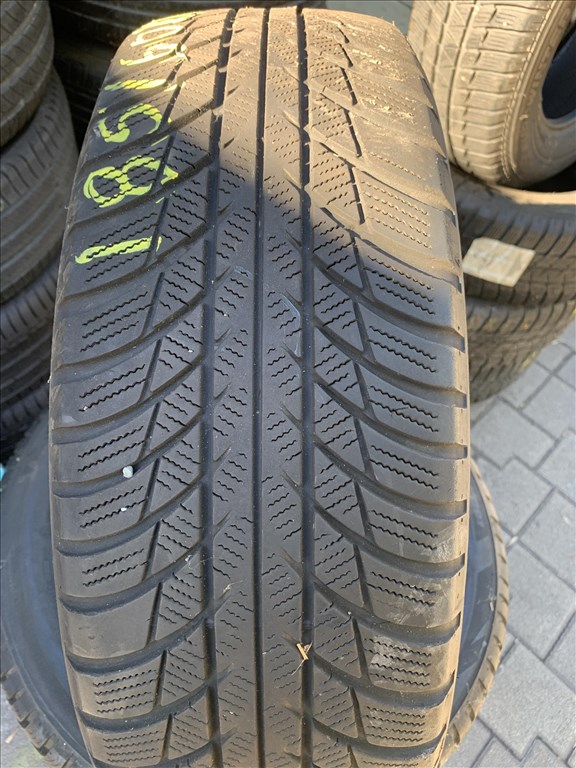  185/6016" újszerű Bridgestone téli gumi  2. kép
