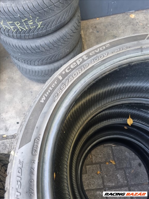  255/4019" újszerű Hankook W320 téli gumi 4db  5. kép