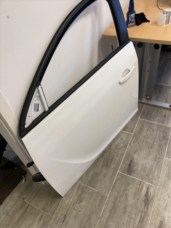 Opel Insignia A OPEL INSIGNIA Bal első Ajtó 2. kép