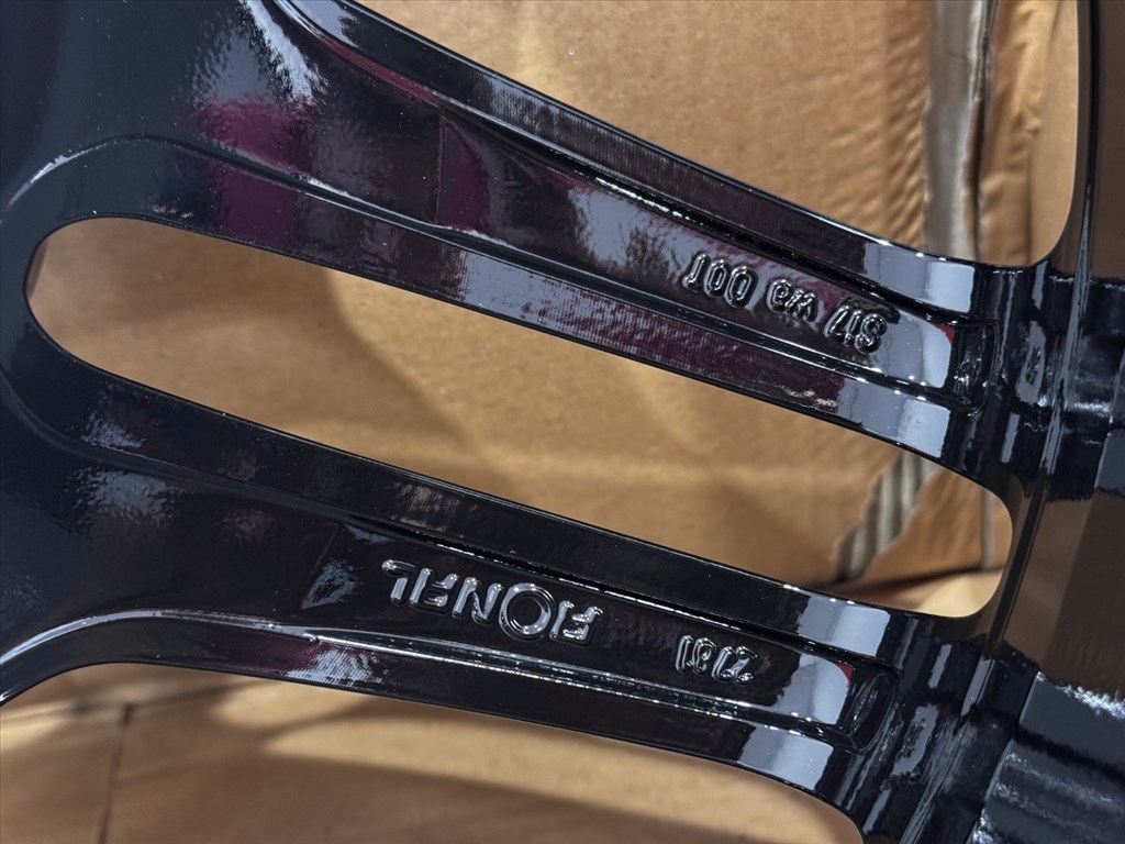 R21 Original Mercedes 9J ET53 - A166 401 2102 / A1664012102 3db felni alufelni 7. kép