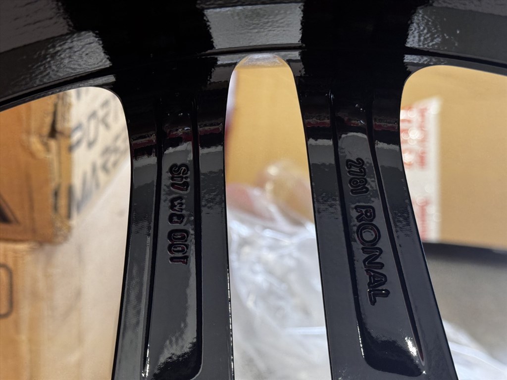 R21 Original Mercedes 9J ET53 - A166 401 2102 / A1664012102 3db felni alufelni 19. kép