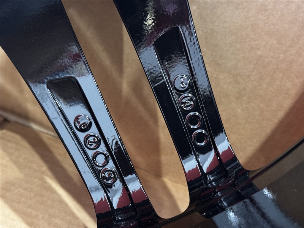 R21 Original Mercedes 9J ET53 - A166 401 2102 / A1664012102 3db felni alufelni 21. kép