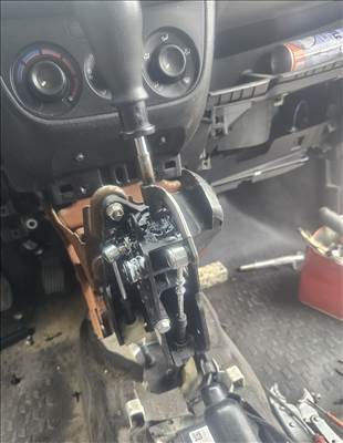 Fiat Doblo II Váltó kulissza és bowden 