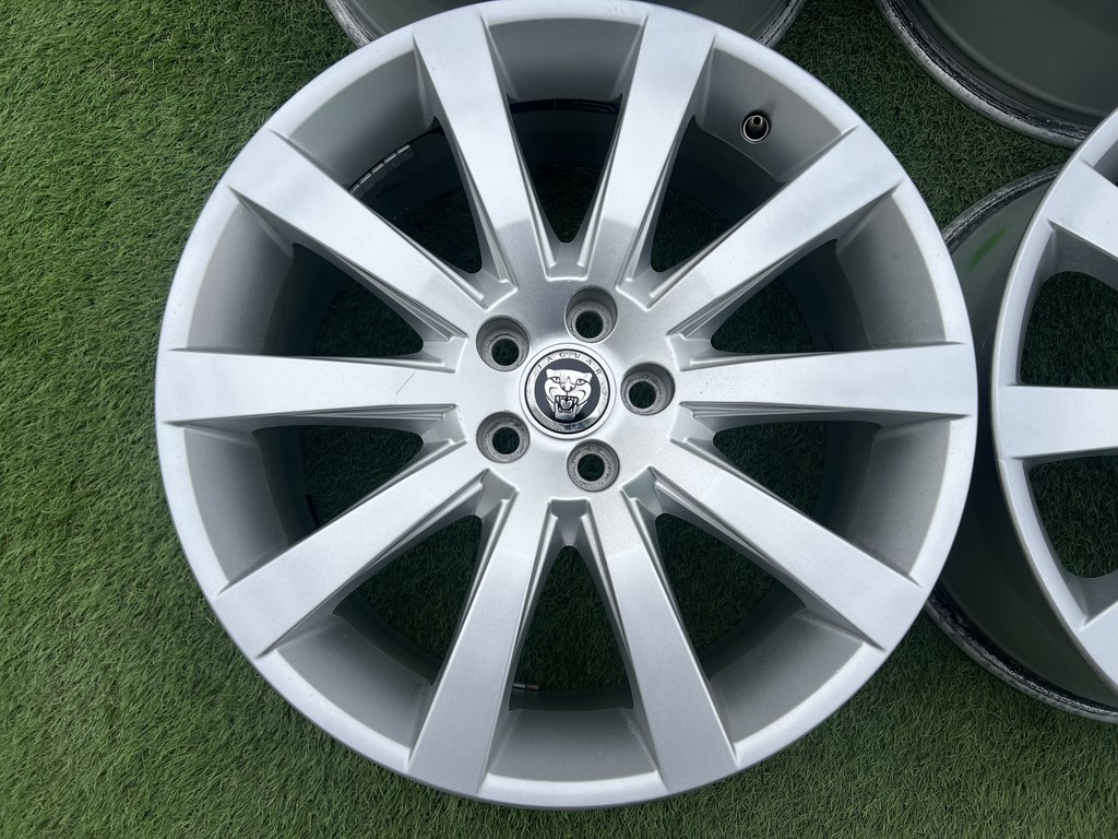 5x108 19" Jaguar gyári alufelni 8,5Jx19h2 ET49 2. kép