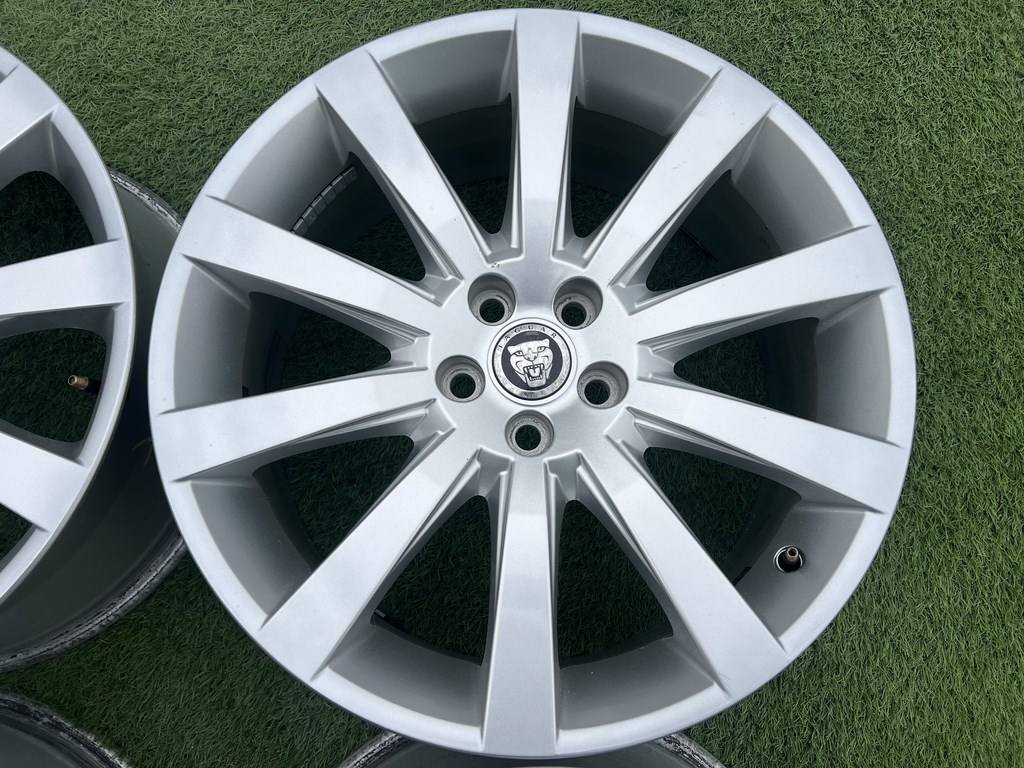 5x108 19" Jaguar gyári alufelni 8,5Jx19h2 ET49 4. kép