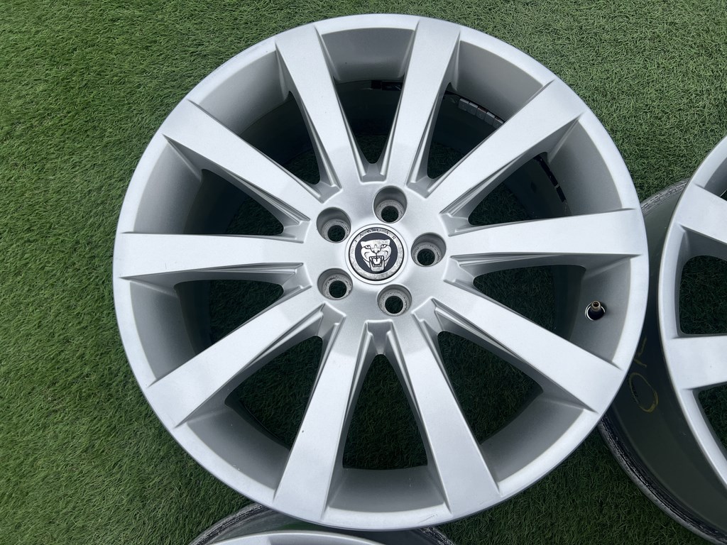 5x108 19" Jaguar gyári alufelni 8,5Jx19h2 ET49 5. kép