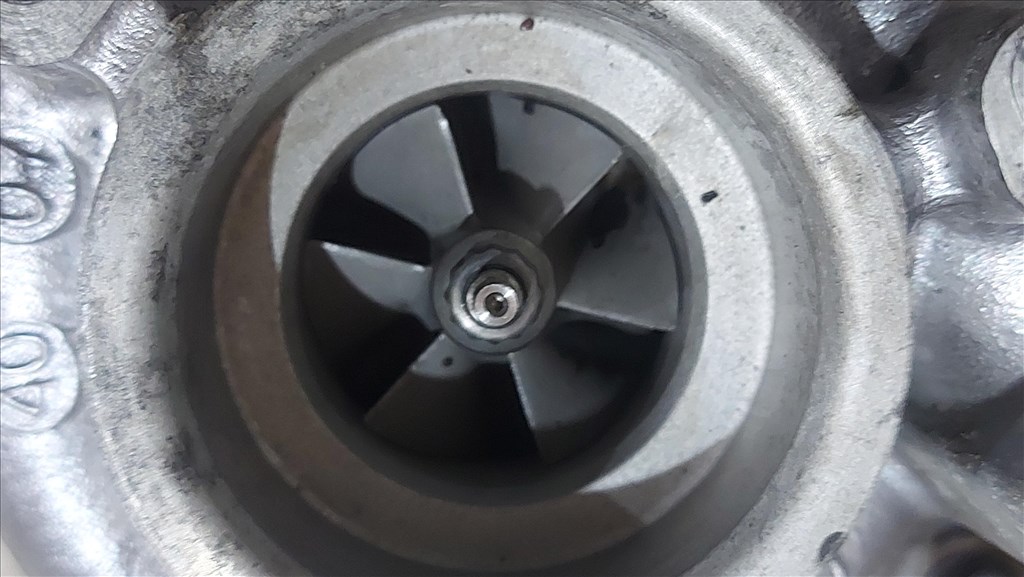 Citroen C4 C5 Peugeot 307 407 04- 2.0 Turbófeltöltő turbó turbo 7177 gt1749v 7. kép
