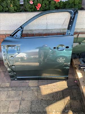 Dacia Duster III 3 2024 Bal első ajtó 801537971r