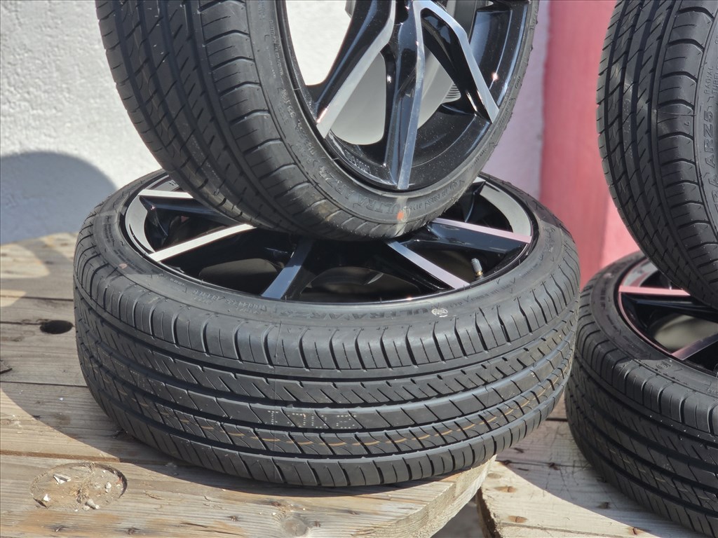  4x100 17" új Mak alufelni, rajta 195/40 új nyári gumi OPEL, MAZDA, RENAULT, VW 3. kép
