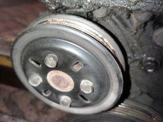 Nissan Primera III Vízpumpa Szíjtárcsa *147563* qg16