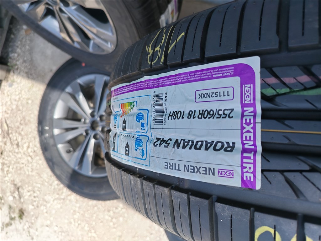 Nissan Navara 6x114.3 18" alufelni, 255/60 Nexen nyári gumi  6. kép