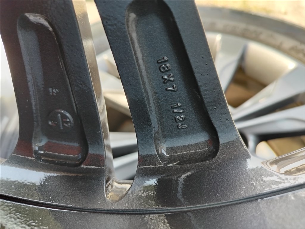 Nissan Navara 6x114.3 18" alufelni, 255/60 Nexen nyári gumi  7. kép