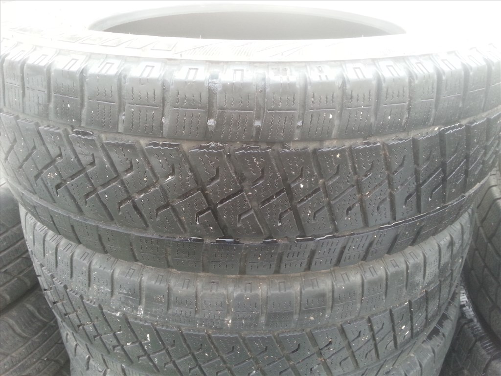  205/65R16C Lassa Wintus2 használt kisteher téli gumi 2 db 1. kép