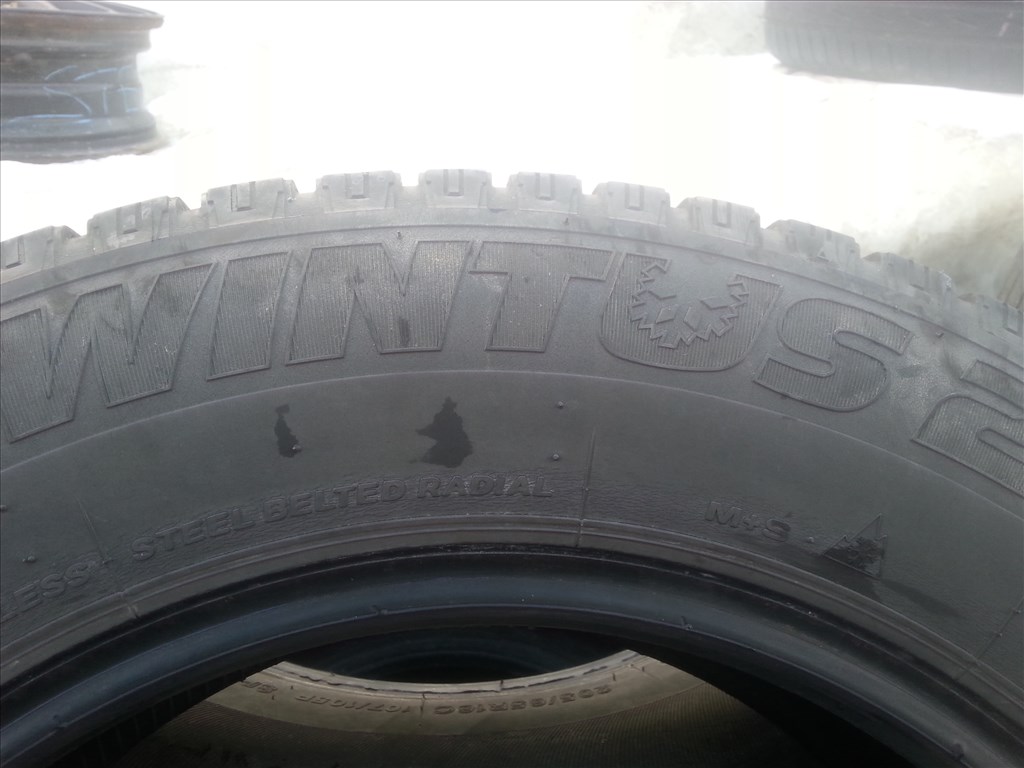  205/65R16C Lassa Wintus2 használt kisteher téli gumi 2 db 6. kép