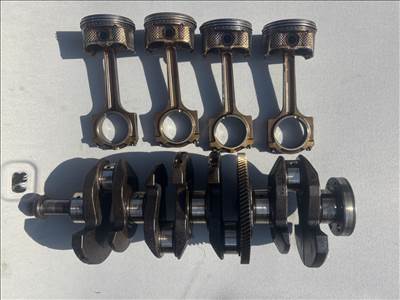 Mazda 5-6 alapméretes  főtengely 2,3 benzin L3 motor 