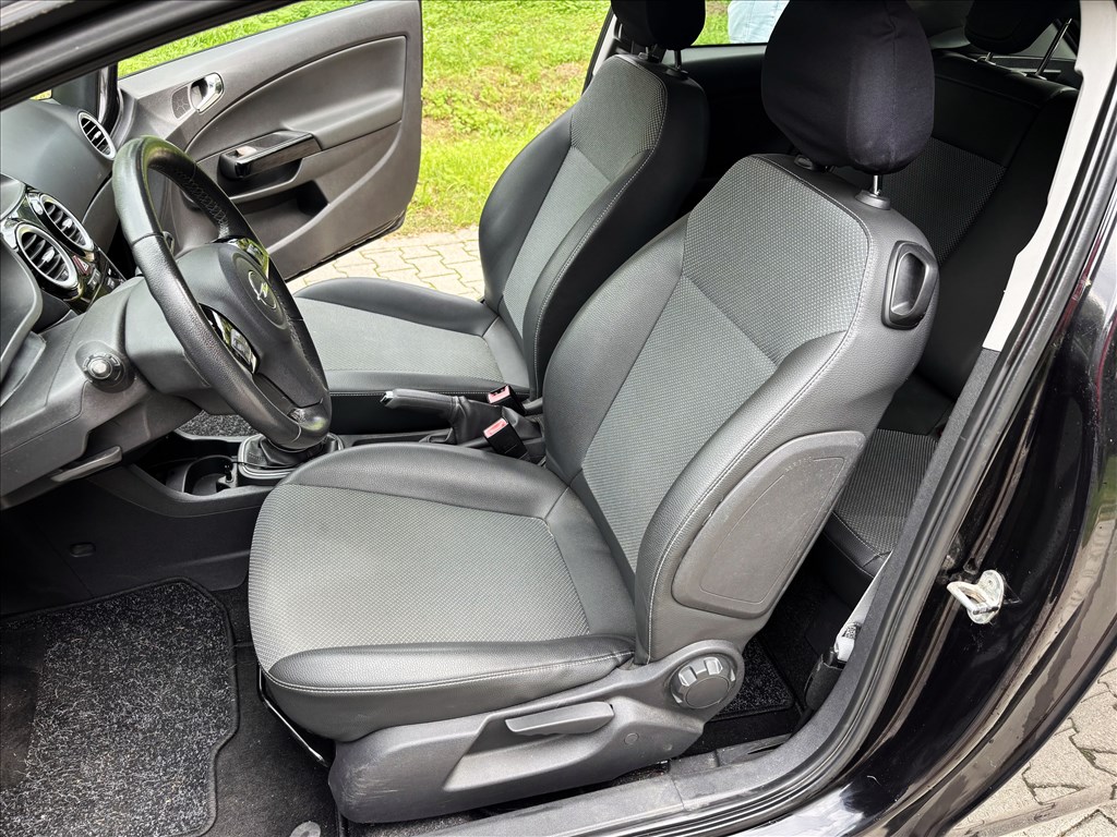 Opel Corsa D 1,4 benzin 4. kép