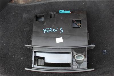 Mercedes S 320 W220 hamutartó szivargyújtóval a2206800252