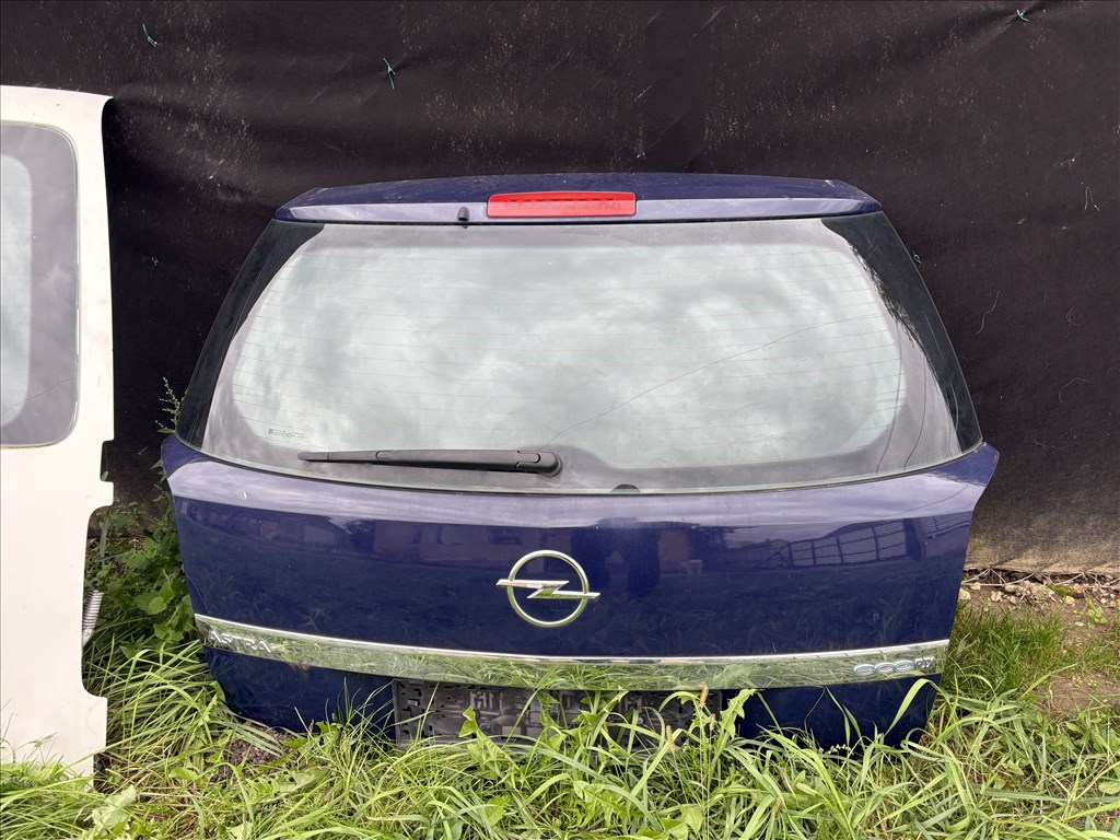 Opel Astra H csomagtérajtó  1. kép