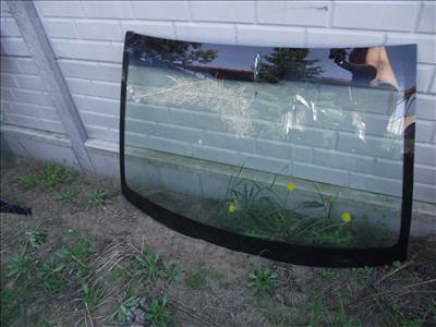 Hyundai Accent első szélvédő 4 ajtós 2008-as 