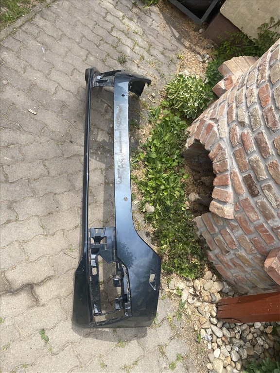 Skoda Octavia IV bontott alkatrészei 1. kép