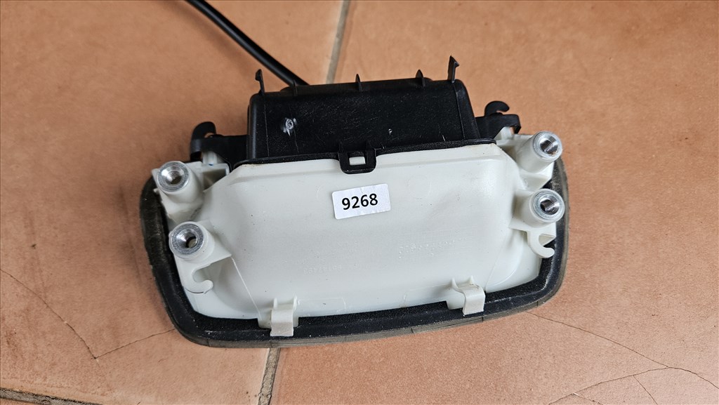 Opel Mokka Csomagtérajtó mikrokapcsoló  95147493 2. kép