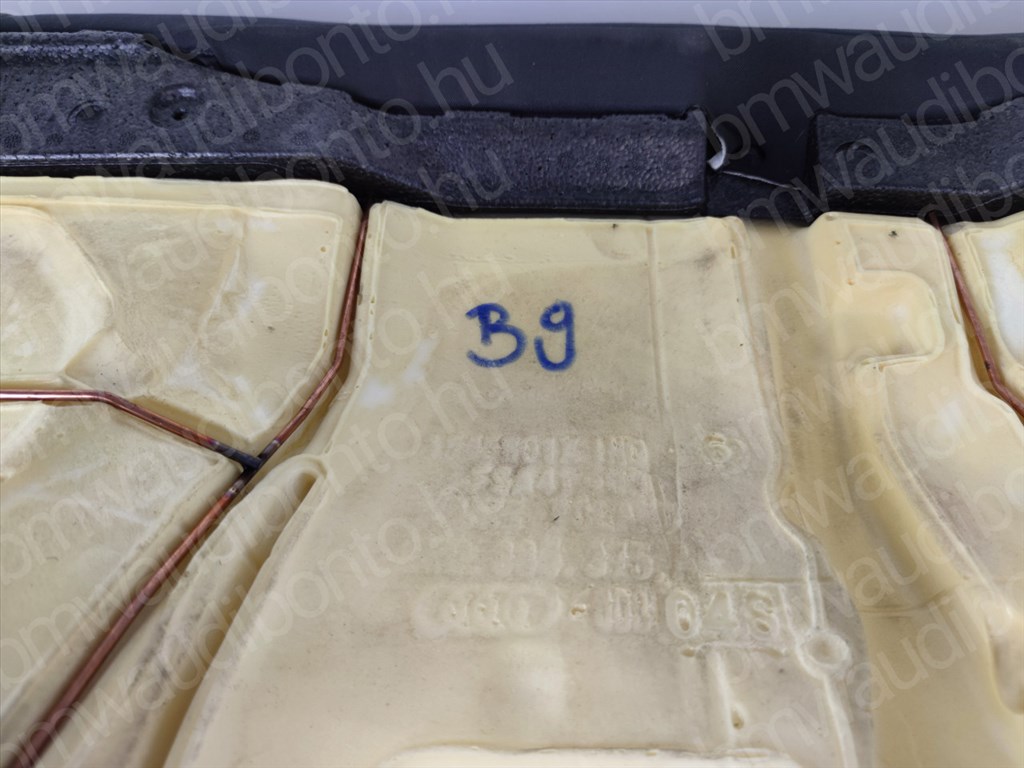 AUDI A4 B9 (8W2, 8WC) Utastér hátsó sor ülés szett (8W0885375A) 2. kép