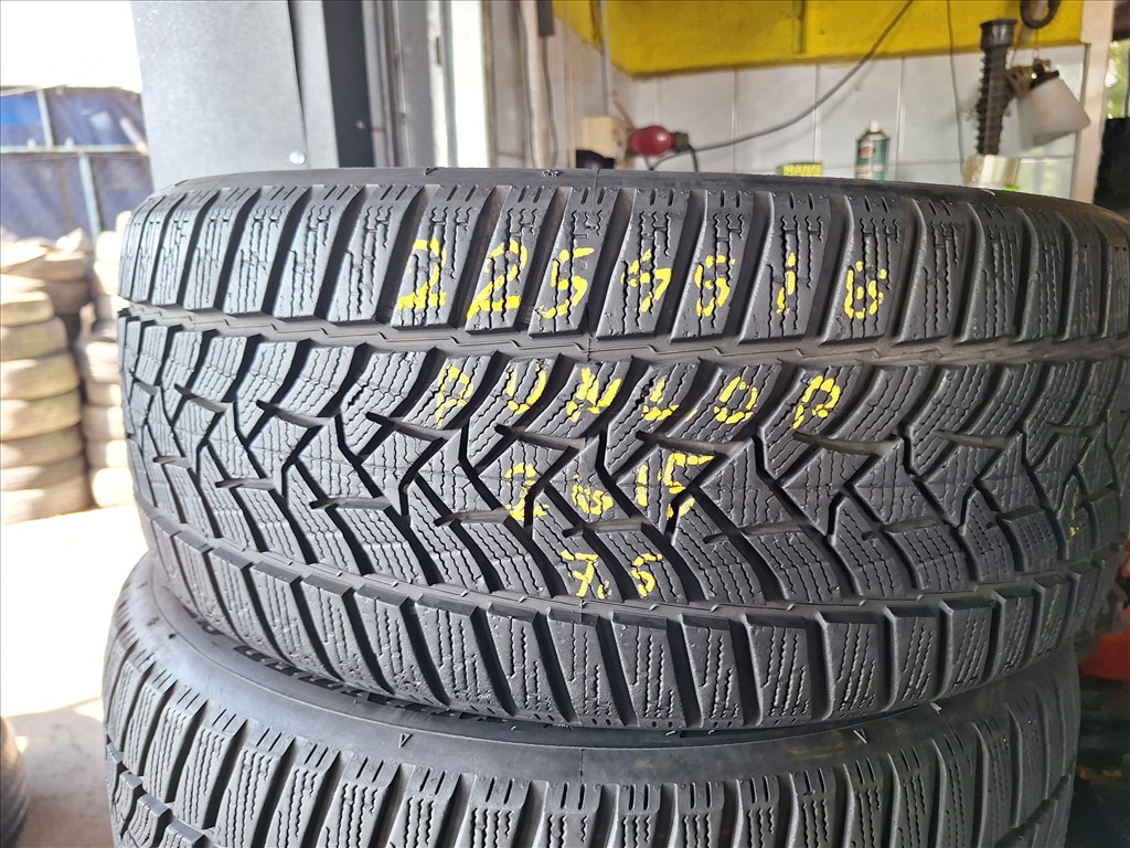  225/45/18"  Dunlop téli gumi  1. kép
