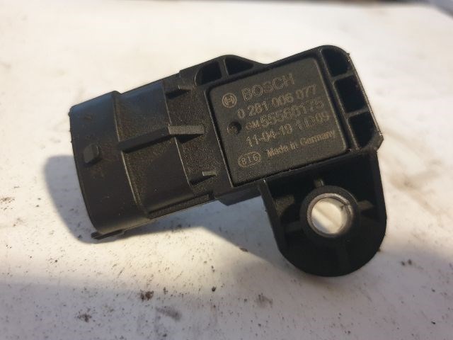 Opel Astra J 1.7 CDTI Turbó nyomás szenzor A17dts A17dte A17dtc  0281006077 2. kép