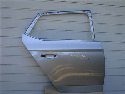 Skoda Fabia III 6V 5 ajtós Jobb hátsó Ajtó 6V6833312 2014-től