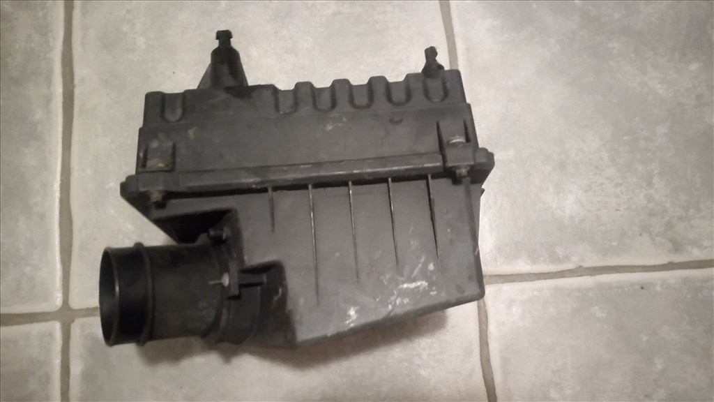 Ford Focus Mk1 1.8 TDDi Levegőszűrő ház  3. kép
