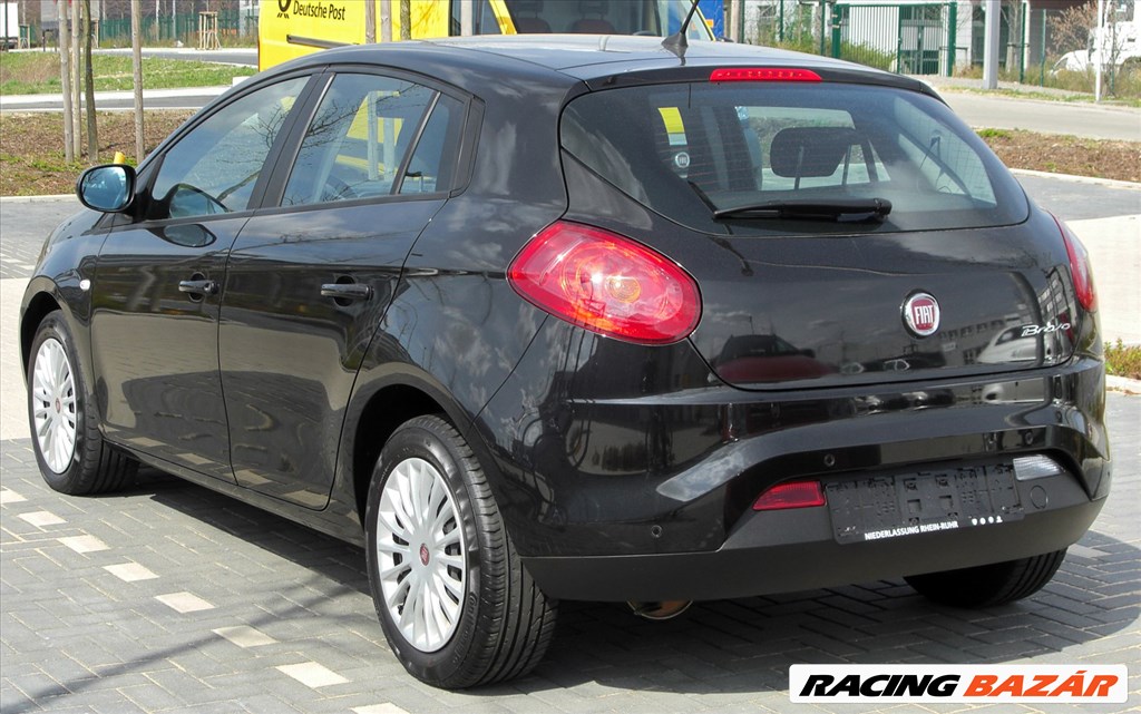 Fiat Bravo 2007-2014-ig bontott Fekete karosszéria elemek +szép utastér és csomagtér 1,4 T-Jet 16V 3. kép