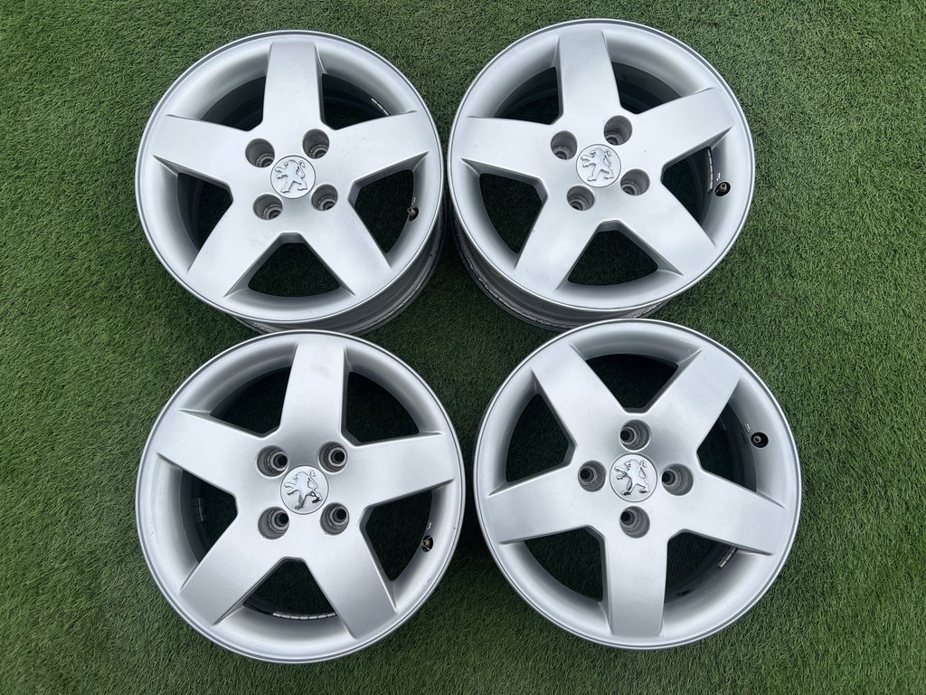 4x108 15" Peugeot gyári alufelni 6Jx15h2 ET23 1. kép